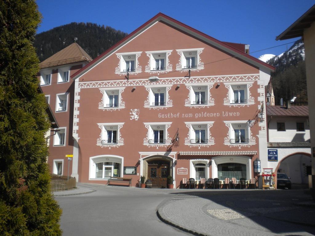 Gasthof Zum Goldenen Loewen Nauders Kültér fotó