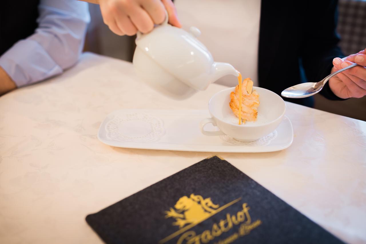 Gasthof Zum Goldenen Loewen Nauders Kültér fotó